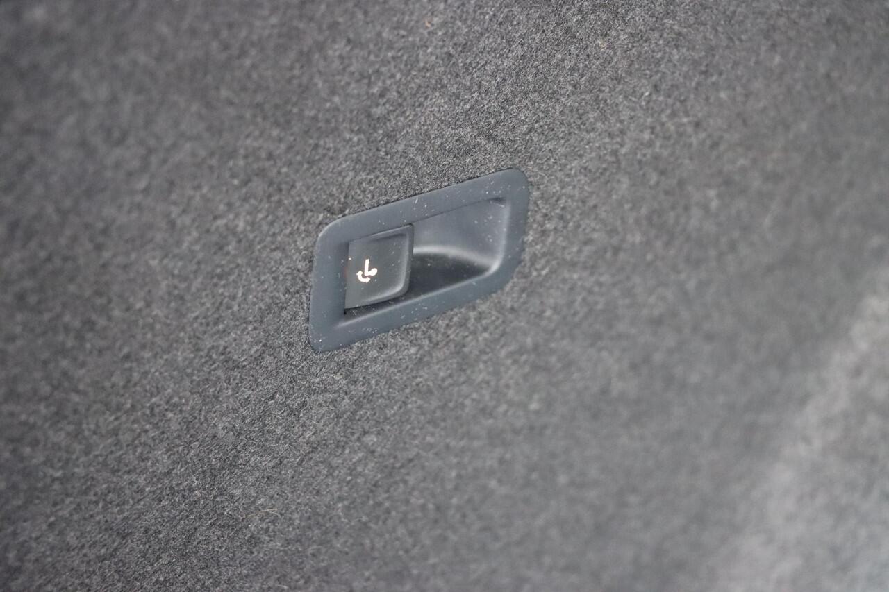 Cupra Formentor 1.4 e-Hybrid VZ Performance 245pk DSG6 | Pano | Camera | Kuipstoelen