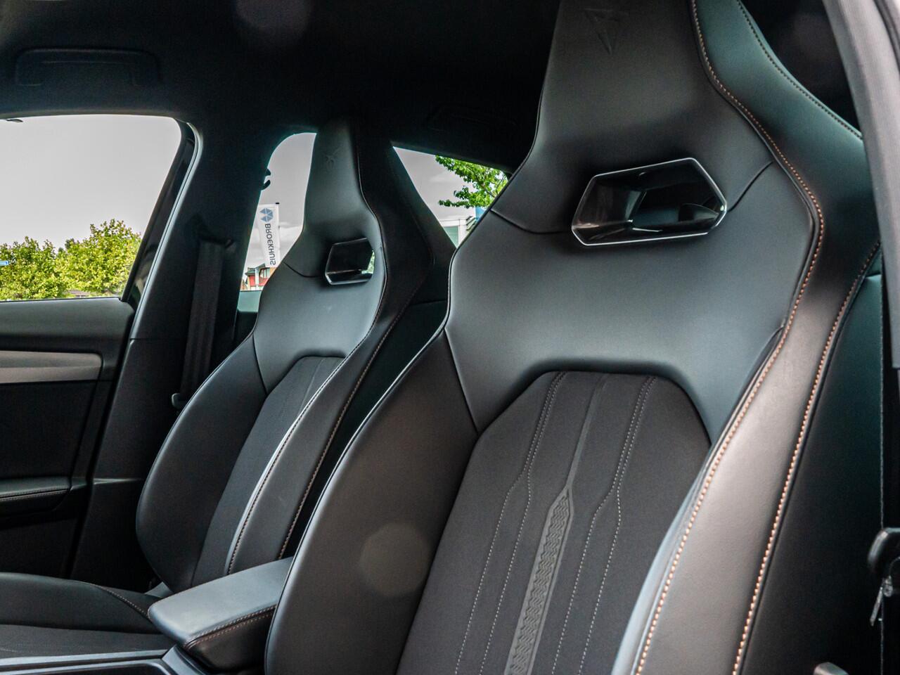 Cupra Formentor 1.4 e-Hybrid VZ Performance SCHAALSTOELEN CAMERA 19 INCH BLACK OPTIC