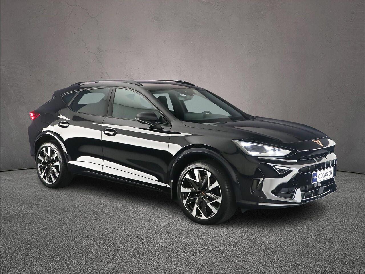 Cupra Formentor VZ Performance 1.5 TSI e-Hybrid 272pk DSG Automaat Trekhaak, Adaptive cruise control, Achteruitrijcamera, LED koplampen, Elektrische achterklep, Stuurwiel verwarmd