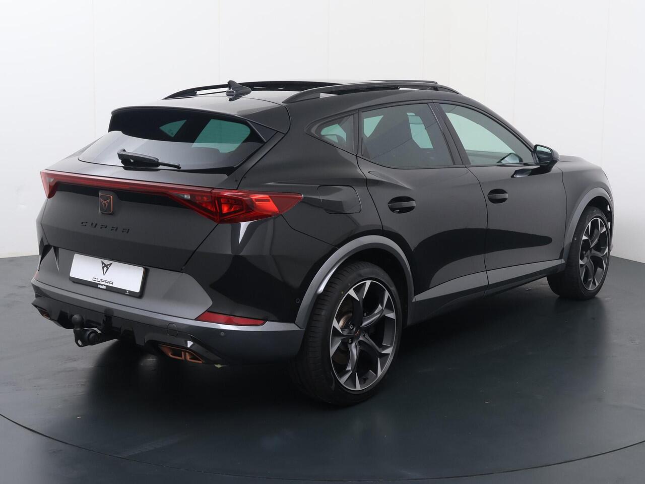Cupra Formentor 1.4 e-Hybrid Performance | 245 PK | SoH 89% | Trekhaak wegklapbaar | Panoramadak | Navigatiesysteem | Adaptive cruise control |