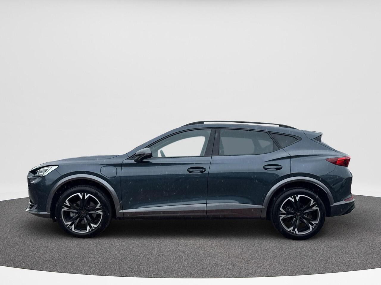 Cupra Formentor 1.4 e-Hybrid Business | 99% SOH | PHEV | A.Camera | Elec. Achterklep | ACC | 204Pk