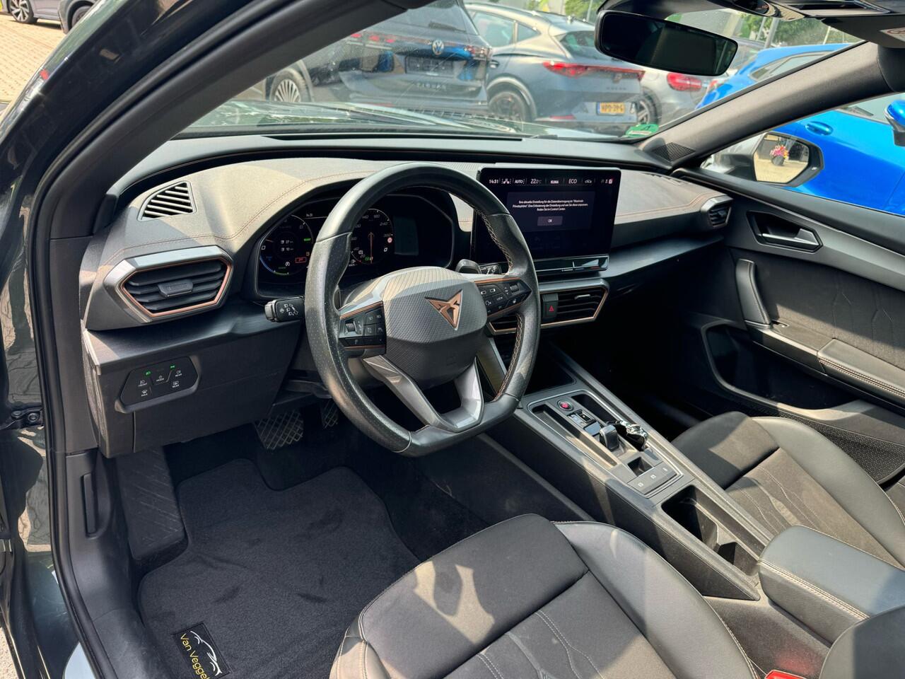 Cupra Formentor 1.4 e-Hybrid VZ Performance 245 PK panorama, virtual cockpit,navi, cruise