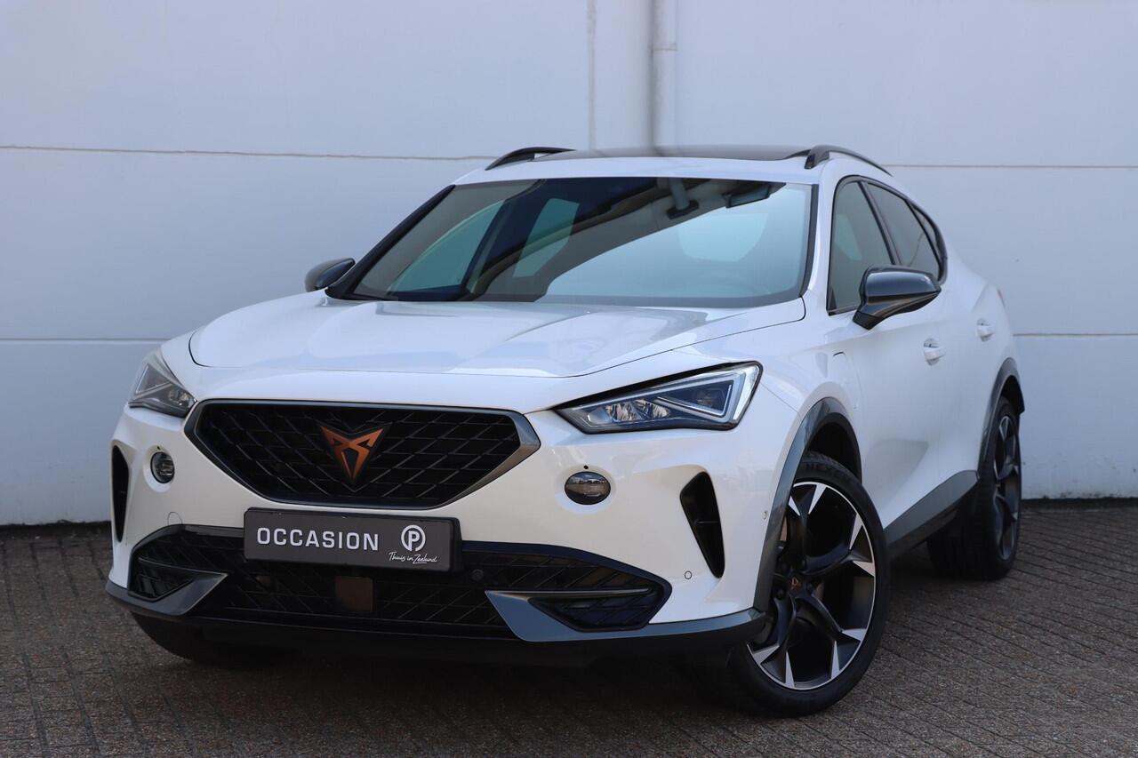 Cupra Formentor 1.4 e-Hybrid VZ Performance 245pk DSG6 | Pano | Camera | Kuipstoelen