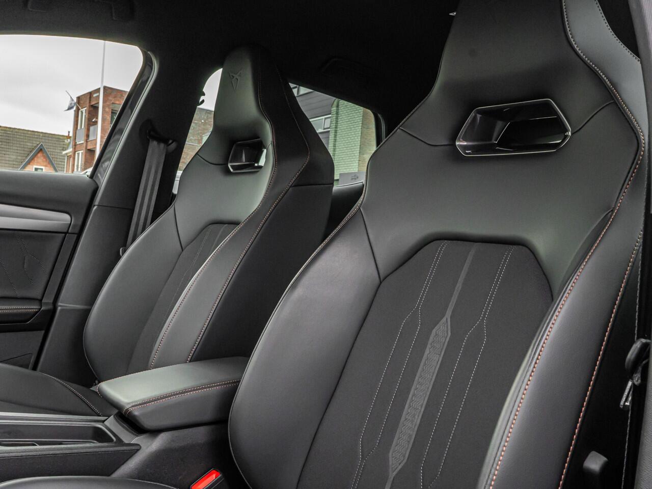 Cupra Formentor 1.4 e-Hybrid VZ Performance SCHAALSTOELEN CAMERA 19 INCH BLACK OPTIC STOELVERW NARDO GREY