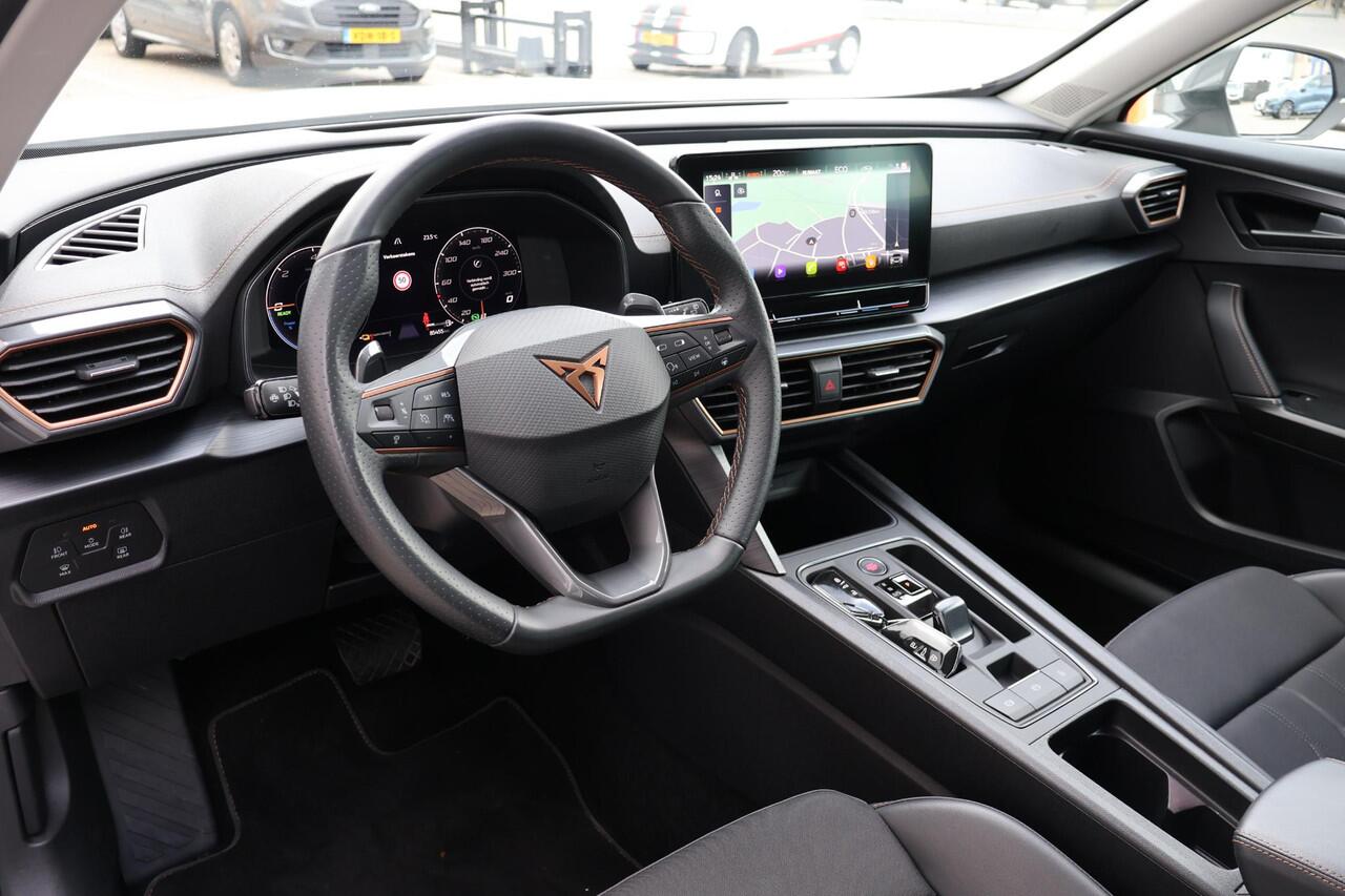 Cupra Formentor 1.4 Business Edition 204PK | BTW | 1e Eigenaar | Dealer Onderh. | Sfeer | Stoel+Stuur verwarming | Ad Cruise | Keyless | Digitaal Cockpit | Carplay | PDC | Full Led | 2 Laadkabels