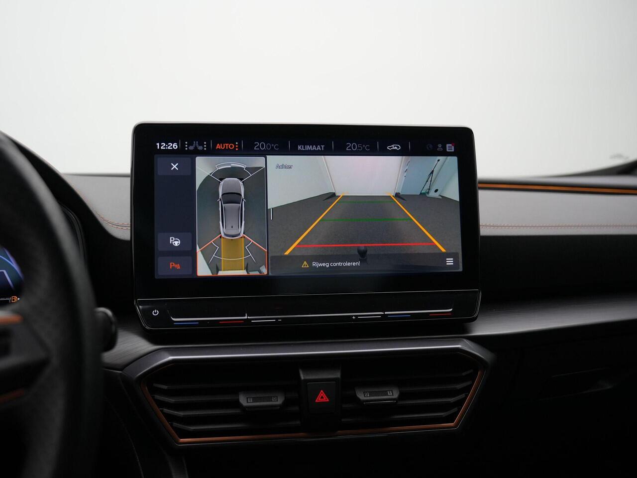 Cupra Formentor 1.4 e-Hybrid 245 pk DSG VZ Tribe Edition | Panoramadak | Trekhaak | Leder/alcantara | Beats | Matrix LED | Geheugenstoel | Rondomzicht camera | Adaptief sportonderstel