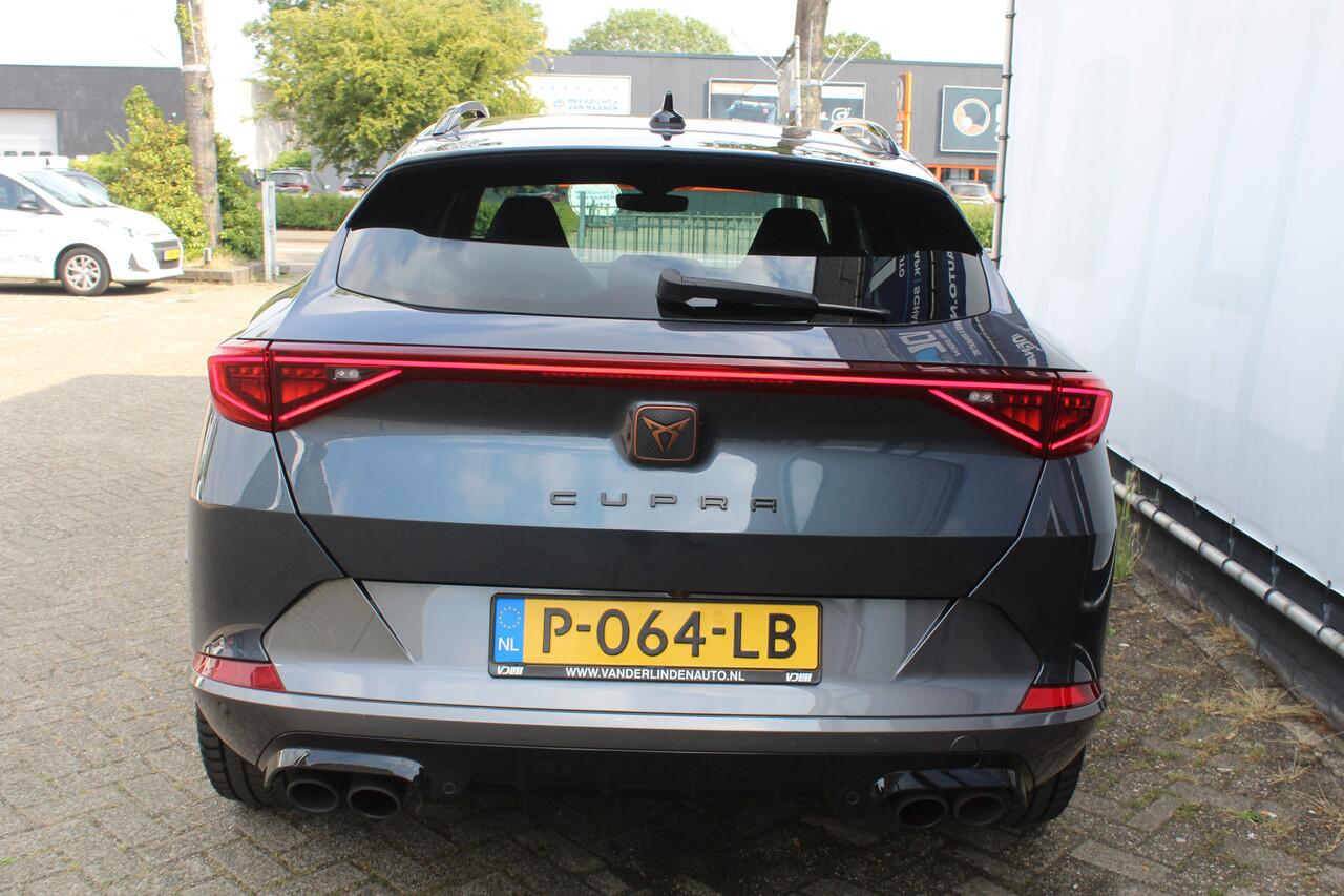 Cupra Formentor 2.0 TSI 4DRIVE 310pk Sport stoelen l Adaptief cruise control l Stoel + Stuur verwarming l 360 sensoren + achterruit camera l automatisch parkeren
