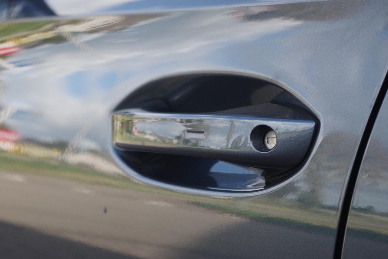 Cupra Formentor 1.4 e-Hybrid 204 PK Adrenaline PHEV, Carplay, Camera, Keyless, LED