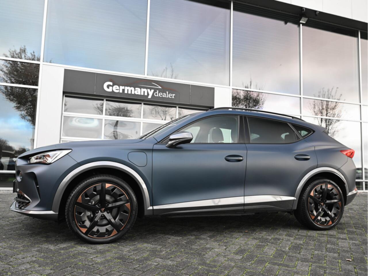 Cupra Formentor 1.4 e-Hybrid 245pk VZ Performance Pano ACC Adapt.Demping Sfeerverlichting Wegkl. Trekh. VOL!!!