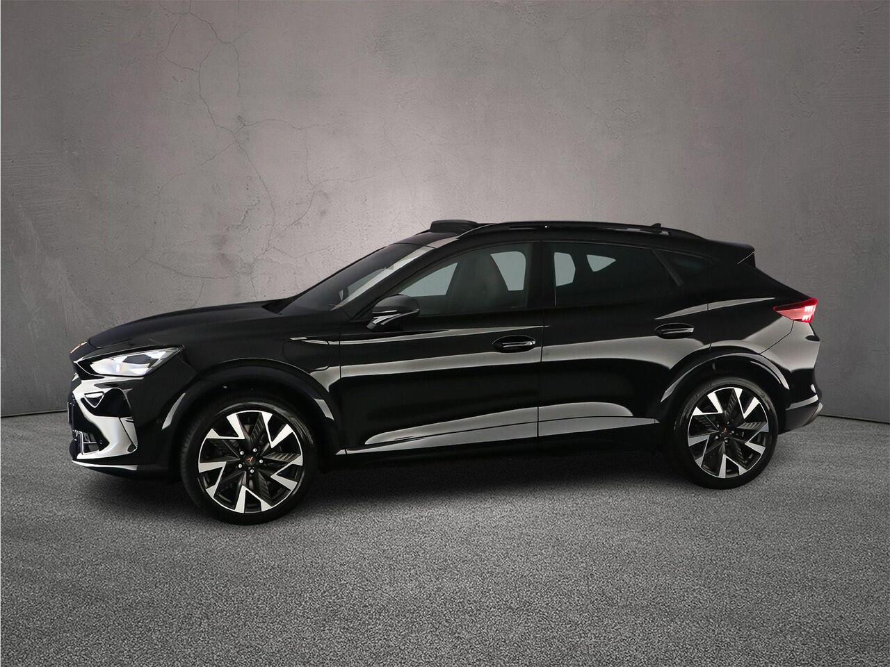 Cupra Formentor VZ Performance 1.5 TSI e-Hybrid 272pk DSG Automaat Trekhaak, Panoramadak, Sennheiser audio, Adaptive cruise control, 360 camera, Achteruitrijcamera