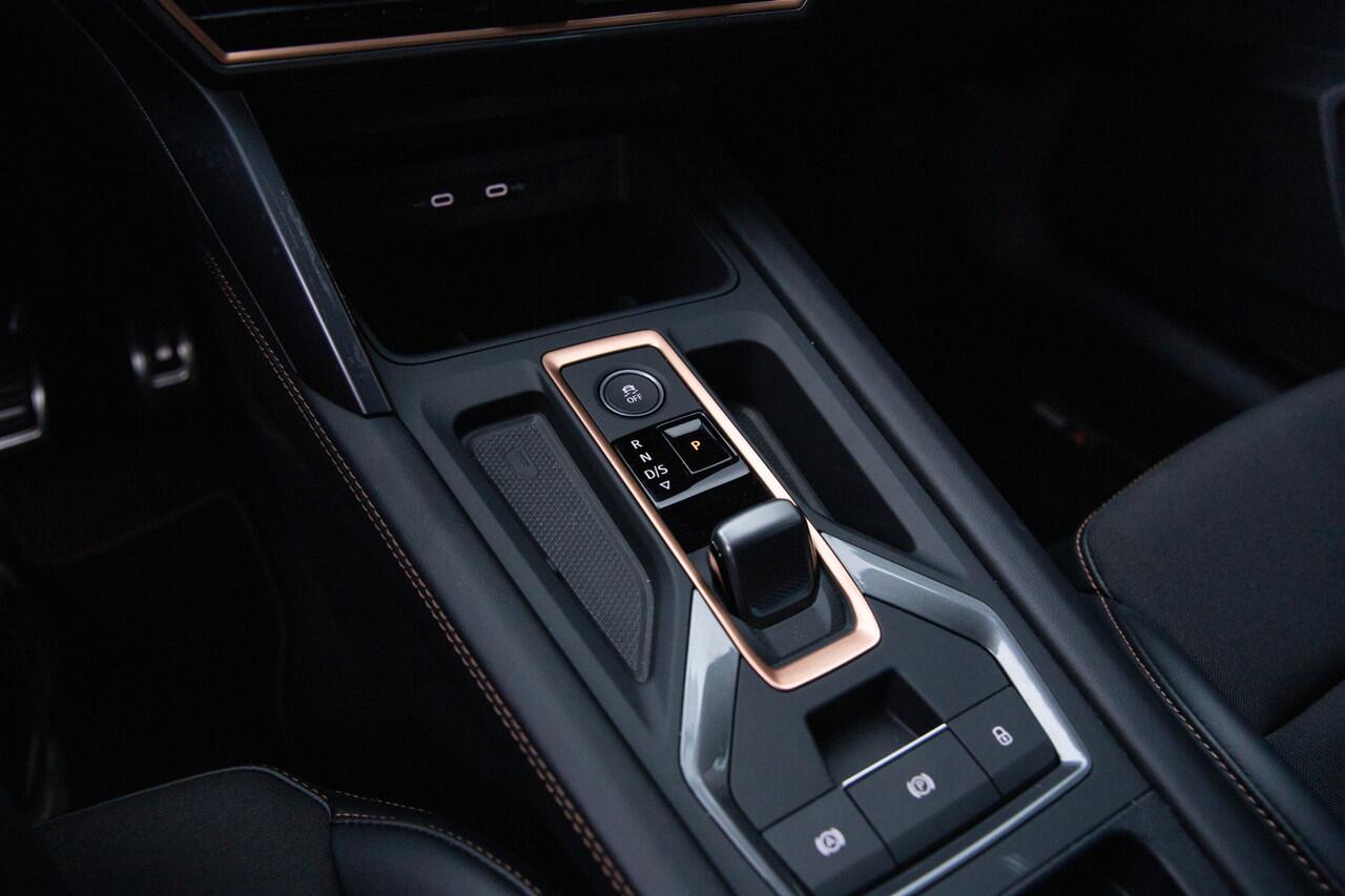 Cupra Formentor 1.5 eTSI Business Edition Plus , Adap. cruise, Sfeerverlichting, Groot scherm,