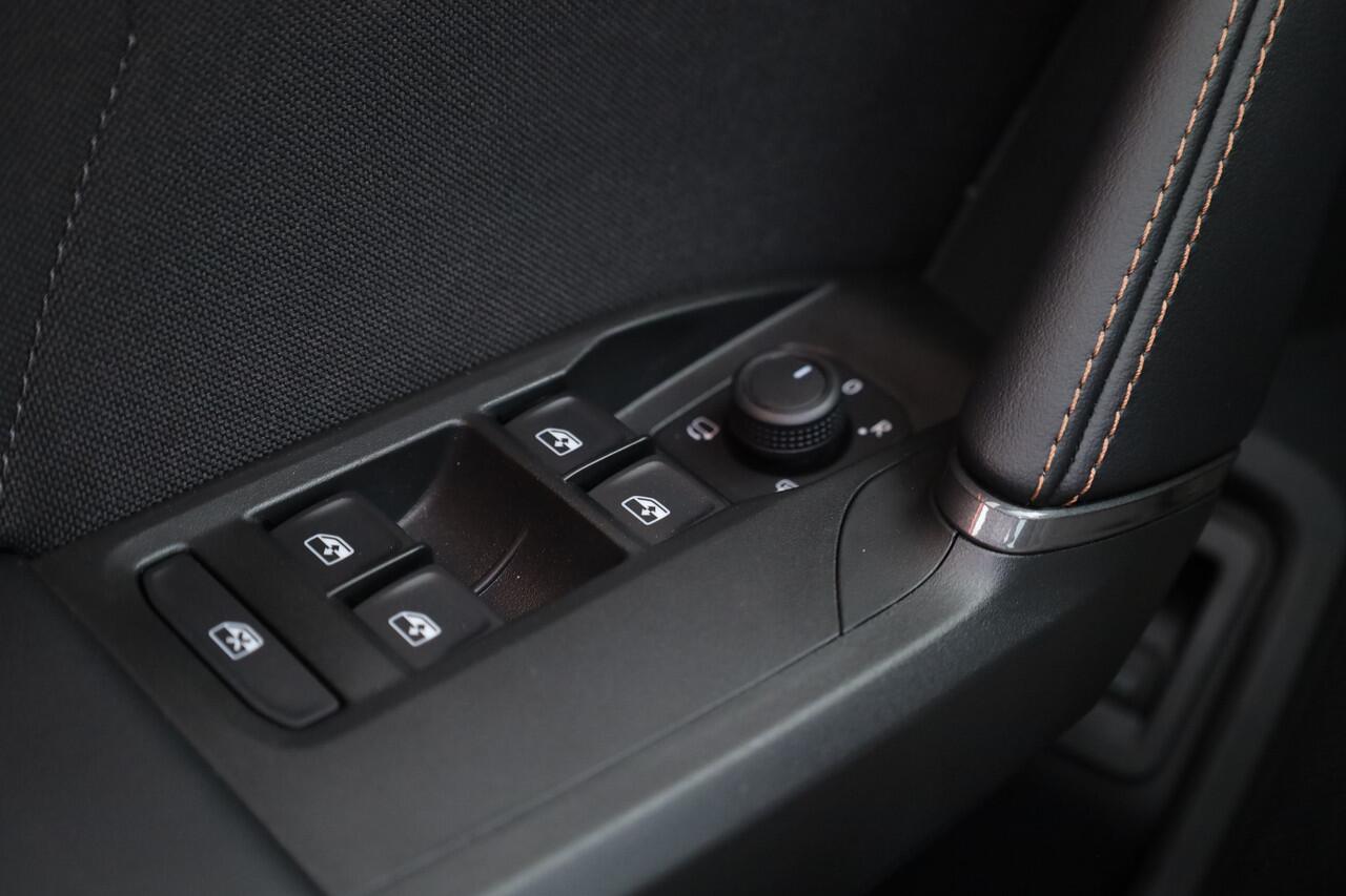 Cupra Formentor 1.5 TSI e-Hybrid | 120km WLTP | Pano | 360cam | Travel Assist | Keyless | Navi