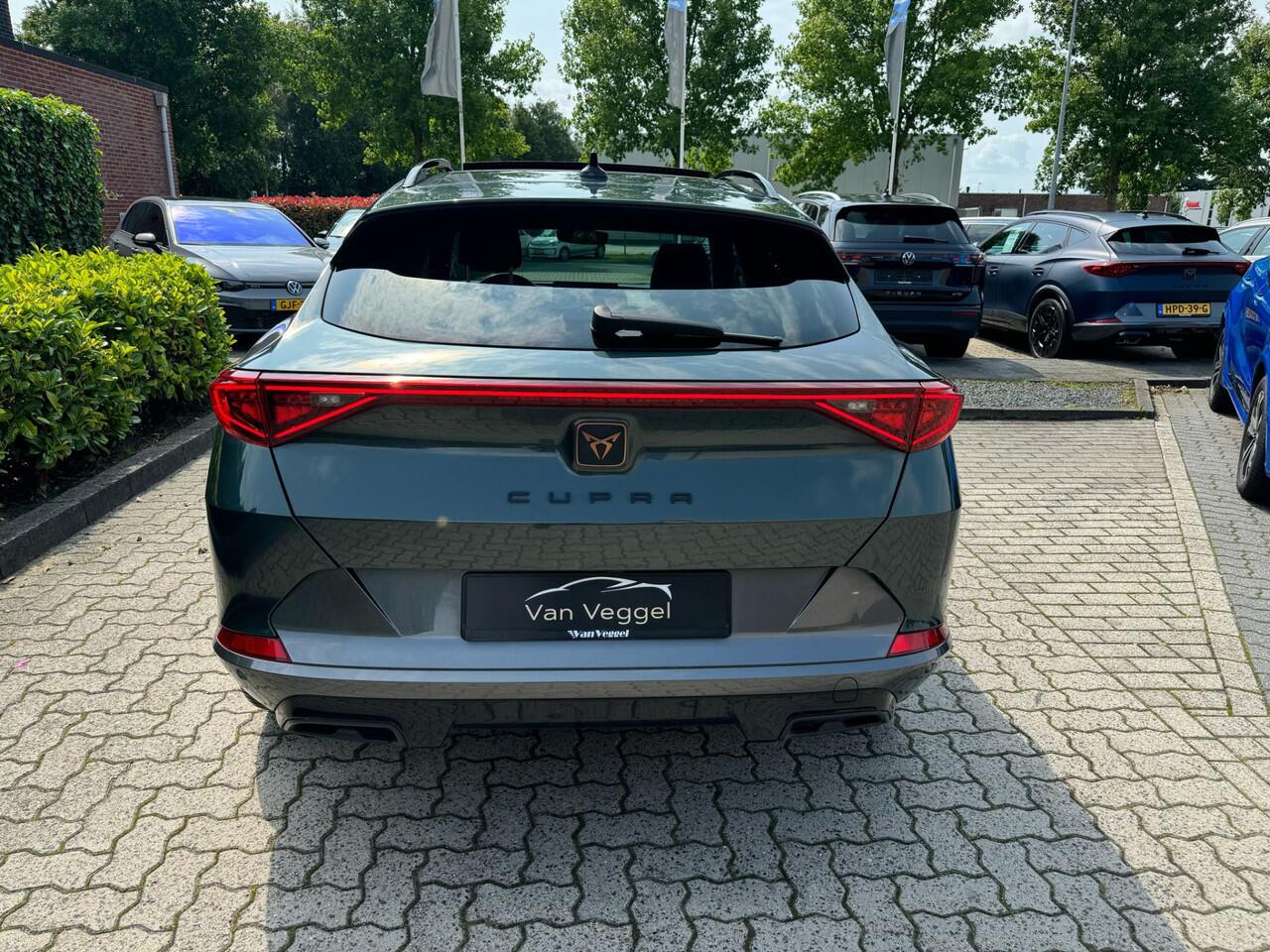 Cupra Formentor 1.4 e-Hybrid VZ Performance 245 PK panorama, virtual cockpit,navi, cruise