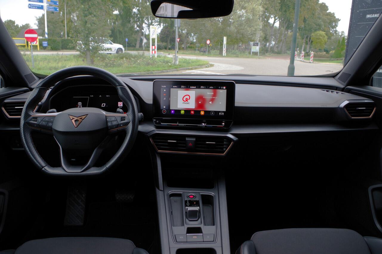 Cupra Formentor 1.4 TSI e-Hybrid 204 PK Essential, Climate Control, Sfeerverlichting, Carplay