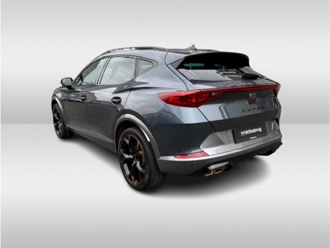 Cupra Formentor 1.4 e-Hybrid VZ Black Edition DSG Automaat Panoramadak / Lederen interieur / Memoryseat / 360 Camera / 19"LM Velgen