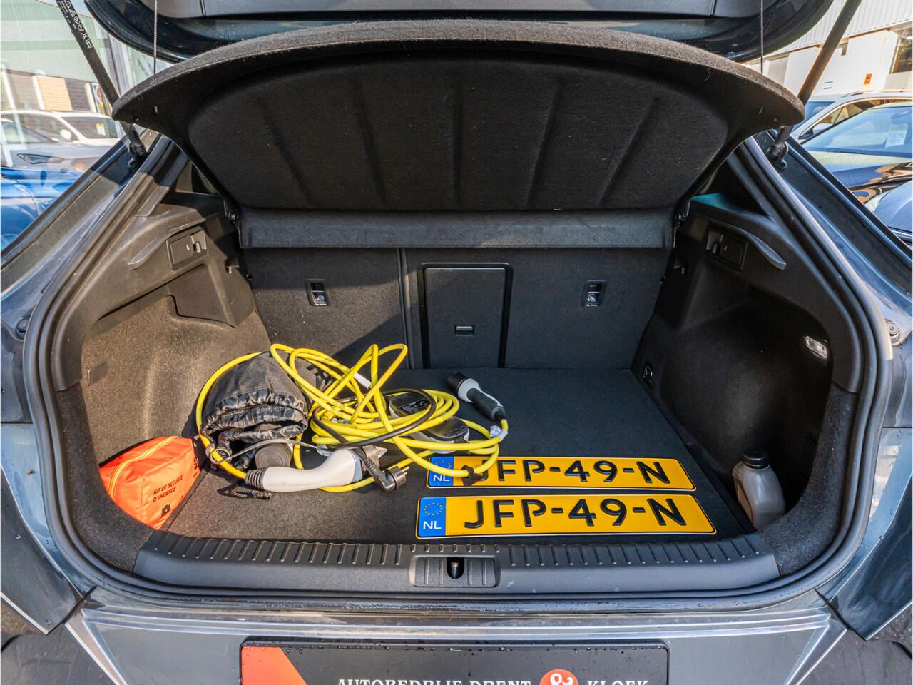 Cupra Formentor 1.4 e-Hybrid Performance 360 CAMERA 19 INCH BLACK OPTIC ADAP CRUISE STUURWIELVERW