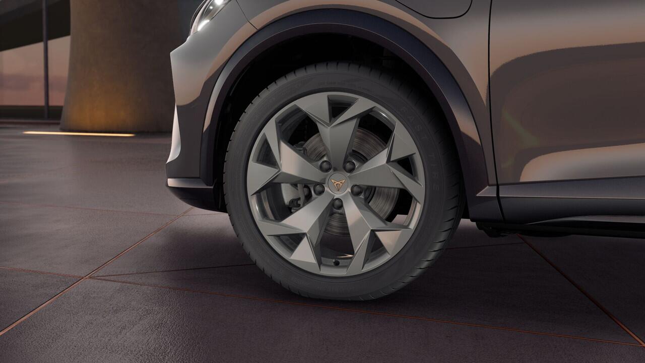 Cupra Formentor 1.5 TSI e-Hybrid 204 6DSG Business | Achteruitrijcamera | Digitaal instrumentenpaneel (Virtual Cockpit) | Draadloze Apple CarPlay(TM), Android Auto(TM)