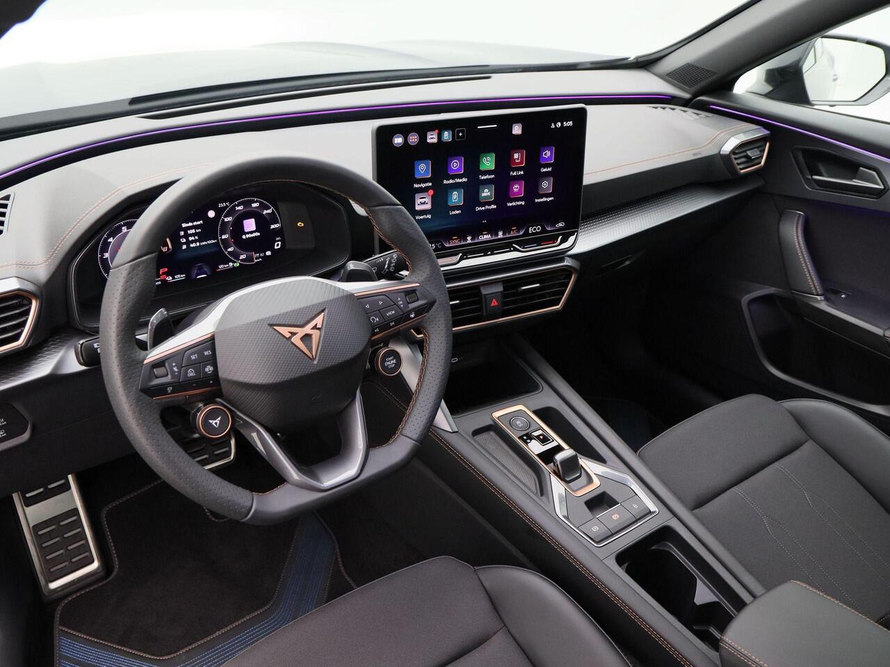 Cupra Formentor 1.5 TSi 204 Pk e-Hybrid Automaat Business | 360° Camera | Panorma Dak | Adaptive Cruise | Full LED | Privacy Glass | Elektrische Achterklep | 19 Inch | 40 Km!!