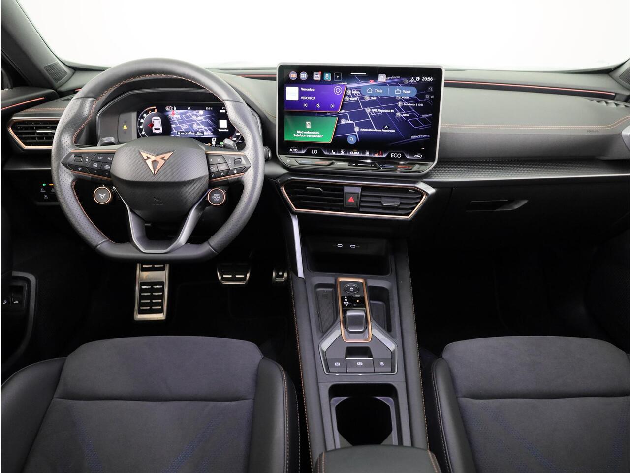 Cupra Formentor 1.5 TSI e-Hybrid VZ Performance 272 pk Automaat (DSG) | Verlengde garantie | Navigatie | Trekhaak (wegklapbaar) | Parkeersensoren | Achteruitrijcamera | Autom. airco (3 zones) |