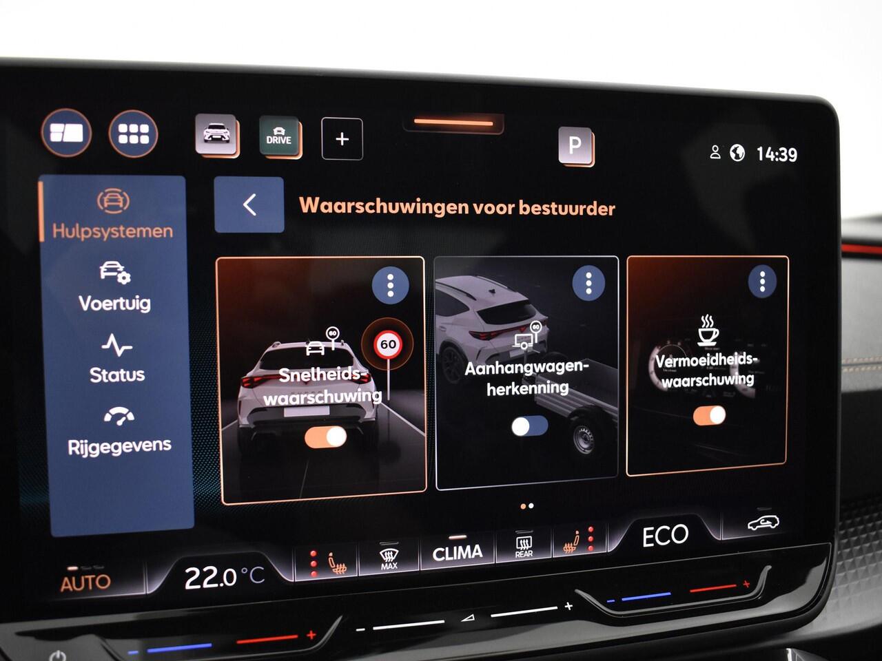 Cupra Formentor 1.5 Tsi 272pk DSG e-Hybrid VZ Performance · Apple/Android Car Play · Camera · Elek. Trekhaak · Elek. Achterklep · Elek. Bestuurdersstoel · 19'' Inch · Garantie t/m 26-01-2028 of 90.000km