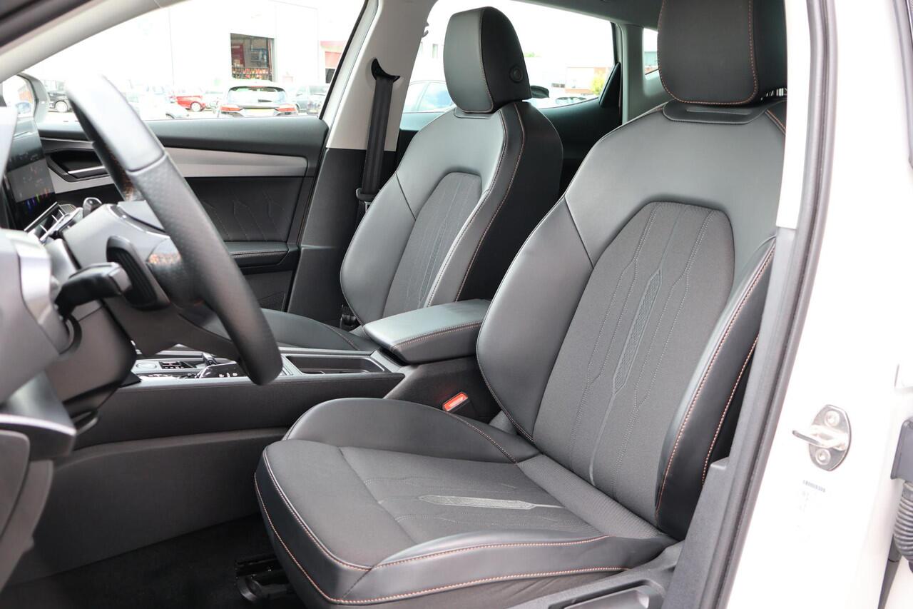 Cupra Formentor 1.4 Business Edition 204PK | BTW | 1e Eigenaar | Dealer Onderh. | Sfeer | Stoel+Stuur verwarming | Ad Cruise | Keyless | Digitaal Cockpit | Carplay | PDC | Full Led | 2 Laadkabels