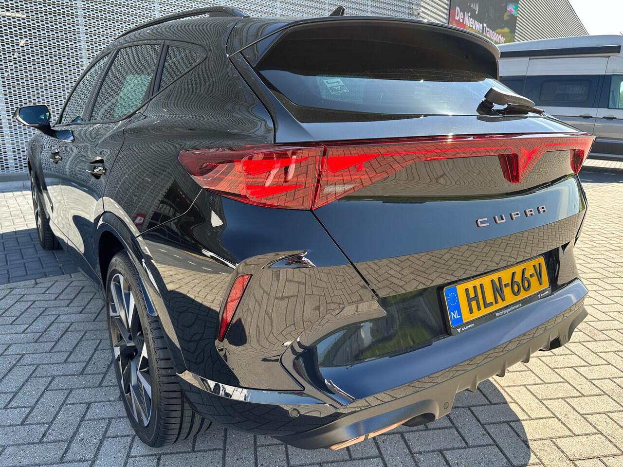 Cupra Formentor 1.5 TSI e-Hybrid VZ Performance Panoramisch schuif/kanteldak Matrix LED / Sennheiser / Wegklapbare Trekhaak