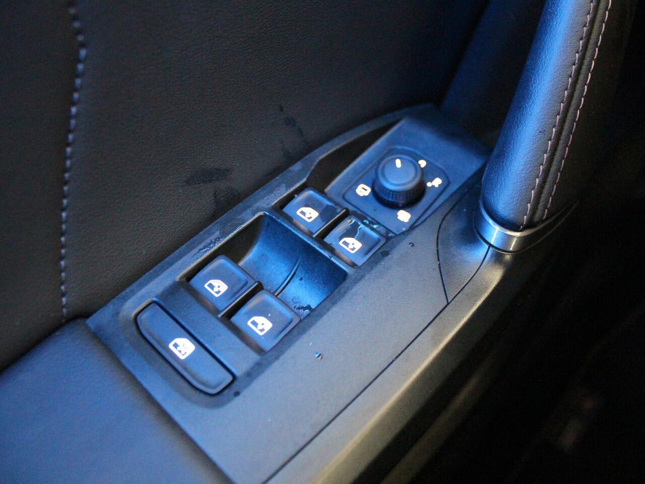 Cupra Formentor 1.4 e-Hybrid Business | ACC | Clima | Navi |* 27 t/m 31 dec eindejaarsshow!!