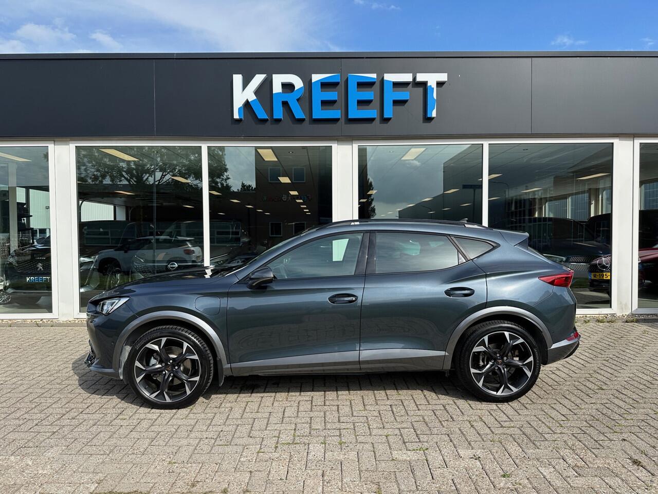 Cupra Formentor 1.4 e-Hybrid Performance VZ App connect | Camera