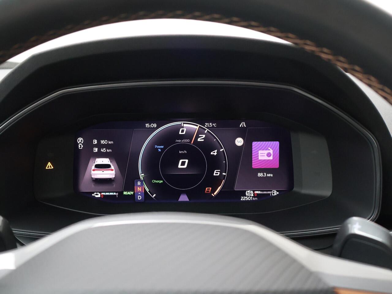 Cupra Formentor 1.4 e-Hybrid VZ Copper Edition | 245 PK | SoH 100% | Automaat | Panoramadak | Navigatiesysteem | Virtual cockpit |