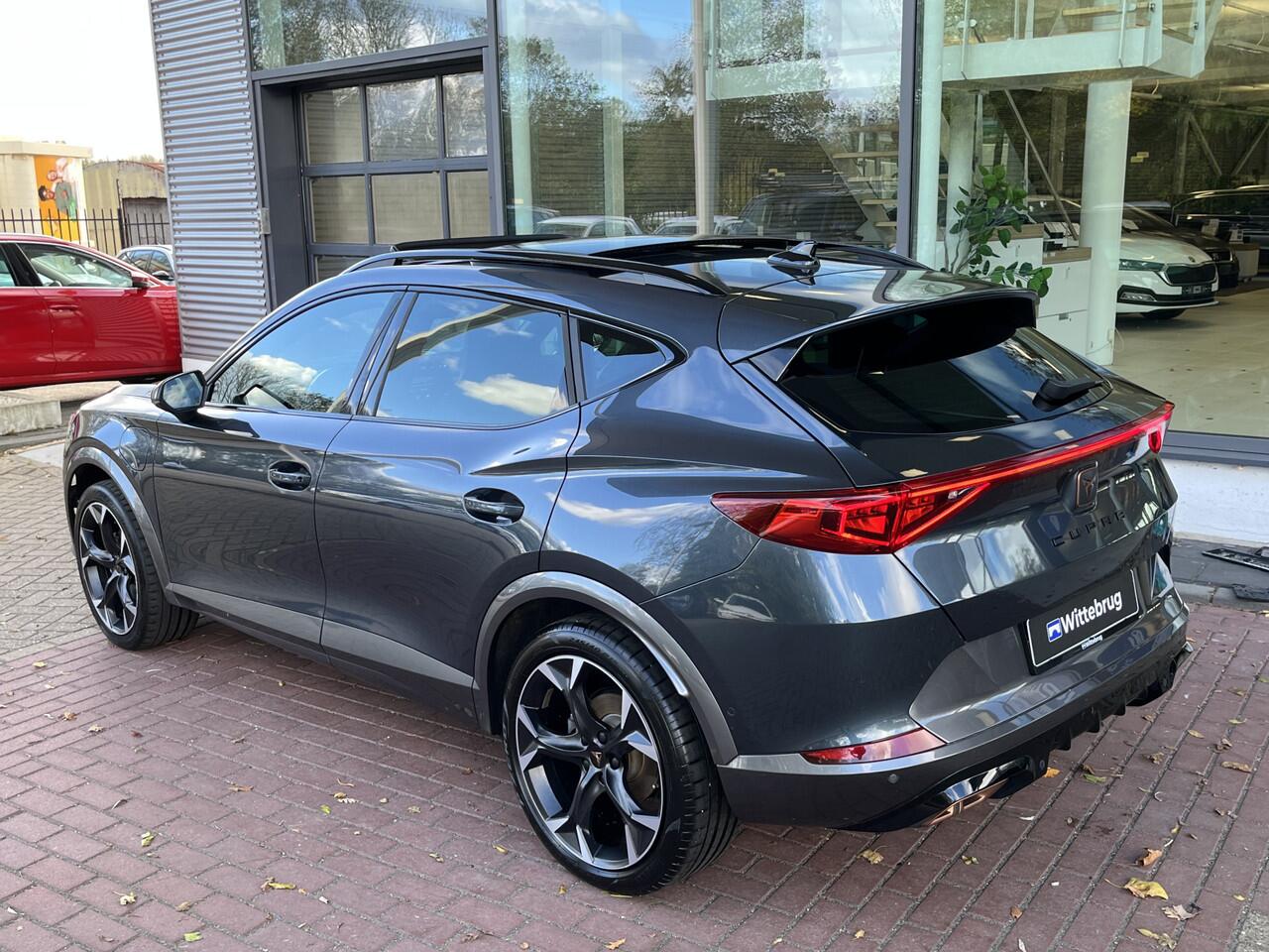 Cupra Formentor 1.4 e-Hybrid Black Edition / Panorama dak / Leder / Memory Seat / 19 Inch