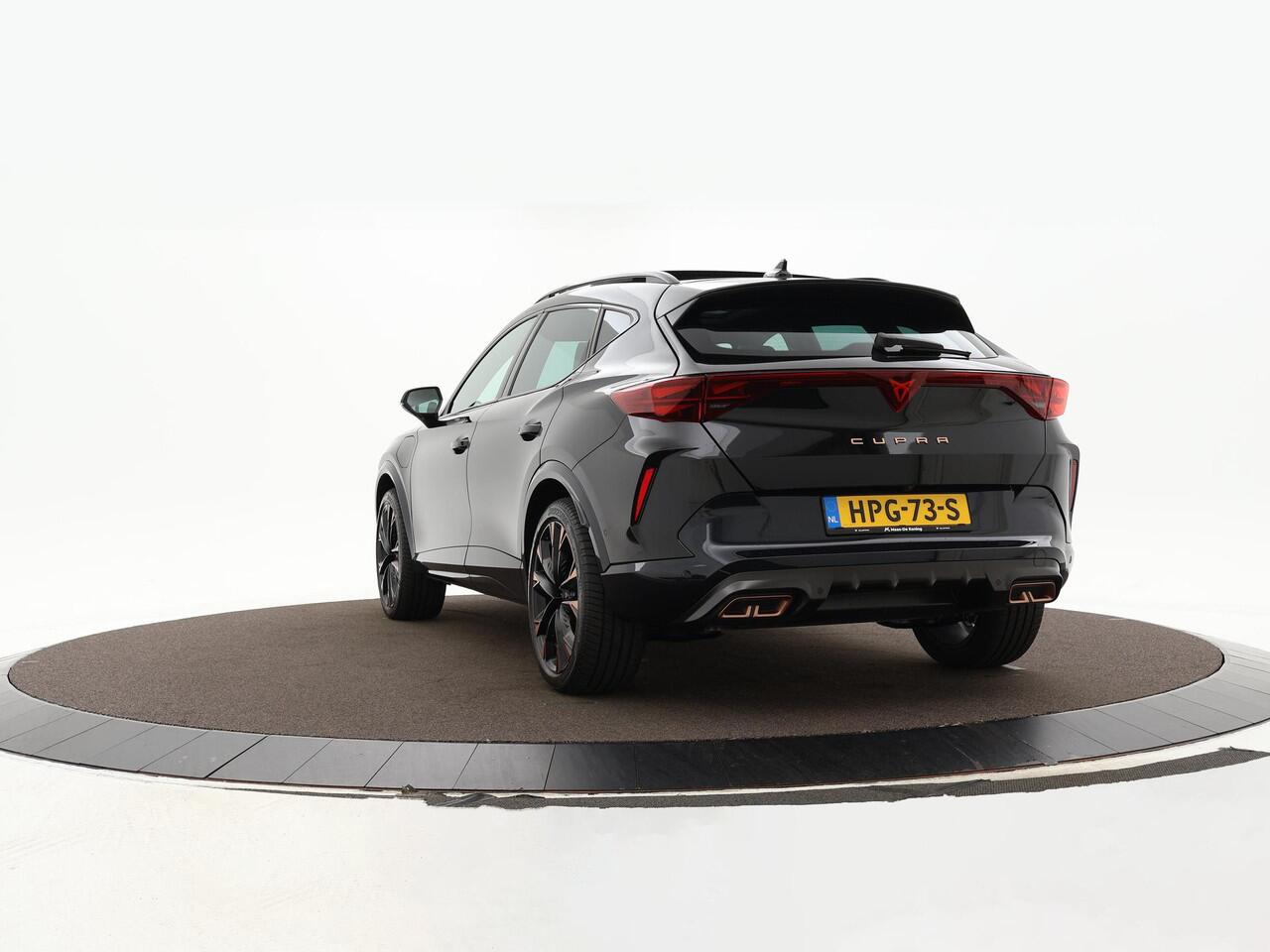 Cupra Formentor 1.5 TSI e-Hybrid 204pk DSG Business · Panoramadak · 360 Camera · Side Assist · Elek. Achterklep · Apple/Android Car Play · 19''Velgen · Garantie t/m 04-04-2027