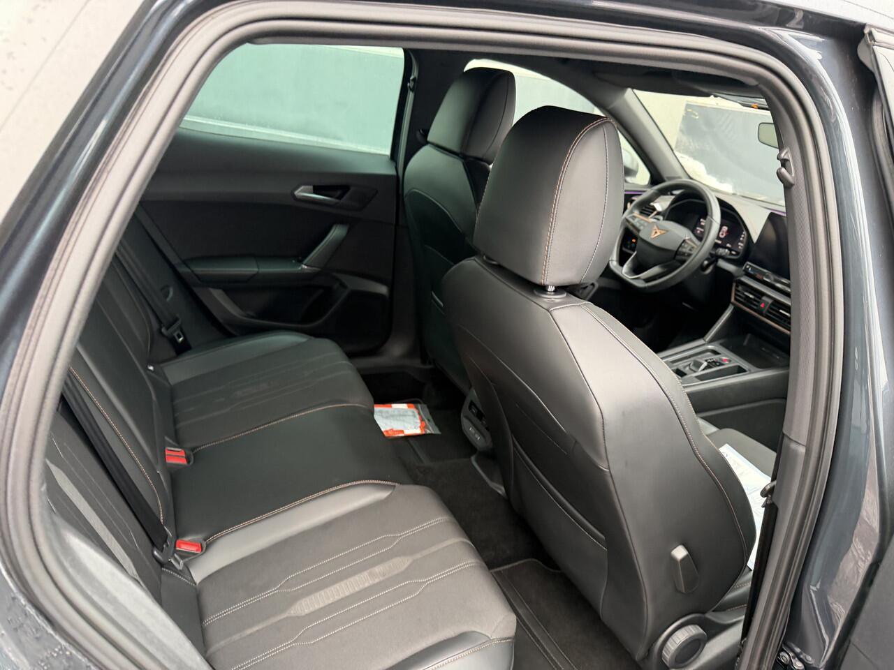 Cupra Formentor 1.4 e-Hybrid 1e eigenaar 19INCH,CAMERA f1 stuur Dealer onderhouden 204pk.