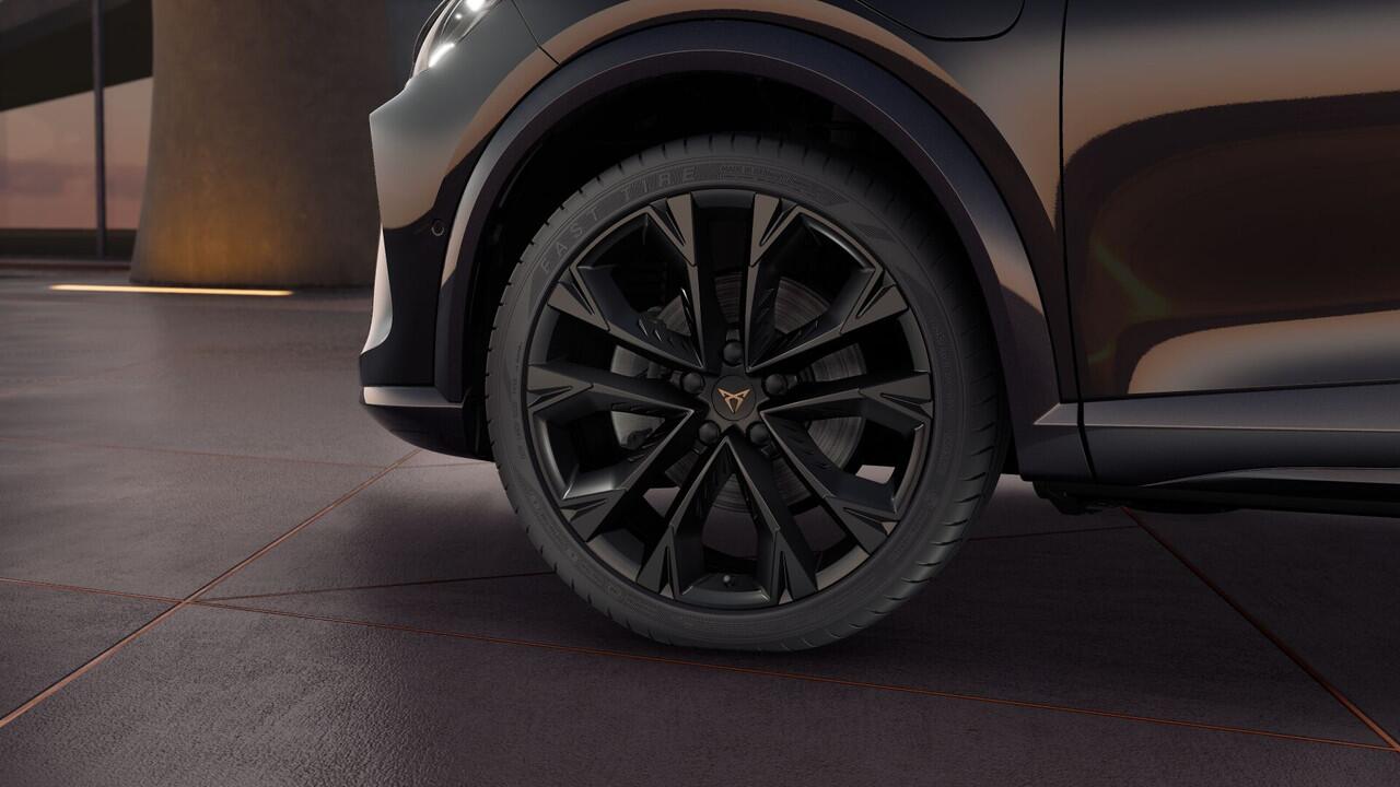 Cupra Formentor 1.5 TSI e-Hybrid 204 6DSG Business | Achteruitrijcamera | Digitaal instrumentenpaneel (Virtual Cockpit) | Draadloze Apple CarPlay(TM), Android Auto(TM)