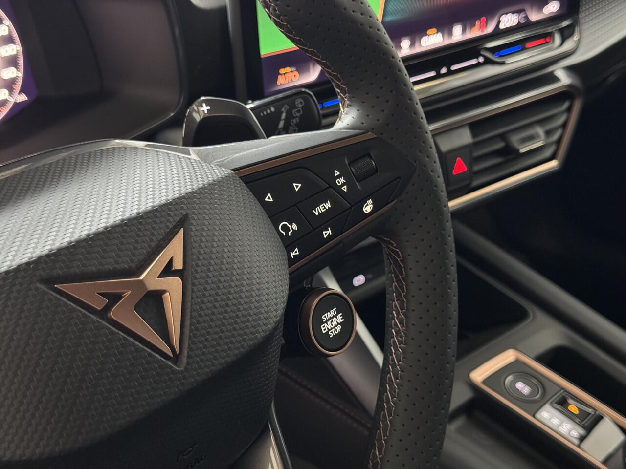 Cupra Formentor ?NW MODEL? 1.5 TSI 150PK CAMERA ELEK.TREKHAAK STOEL/STUUR ELEK.KLEP VERW. LED LEER CARPLAY ZWARTE.HEMEL 10/2024