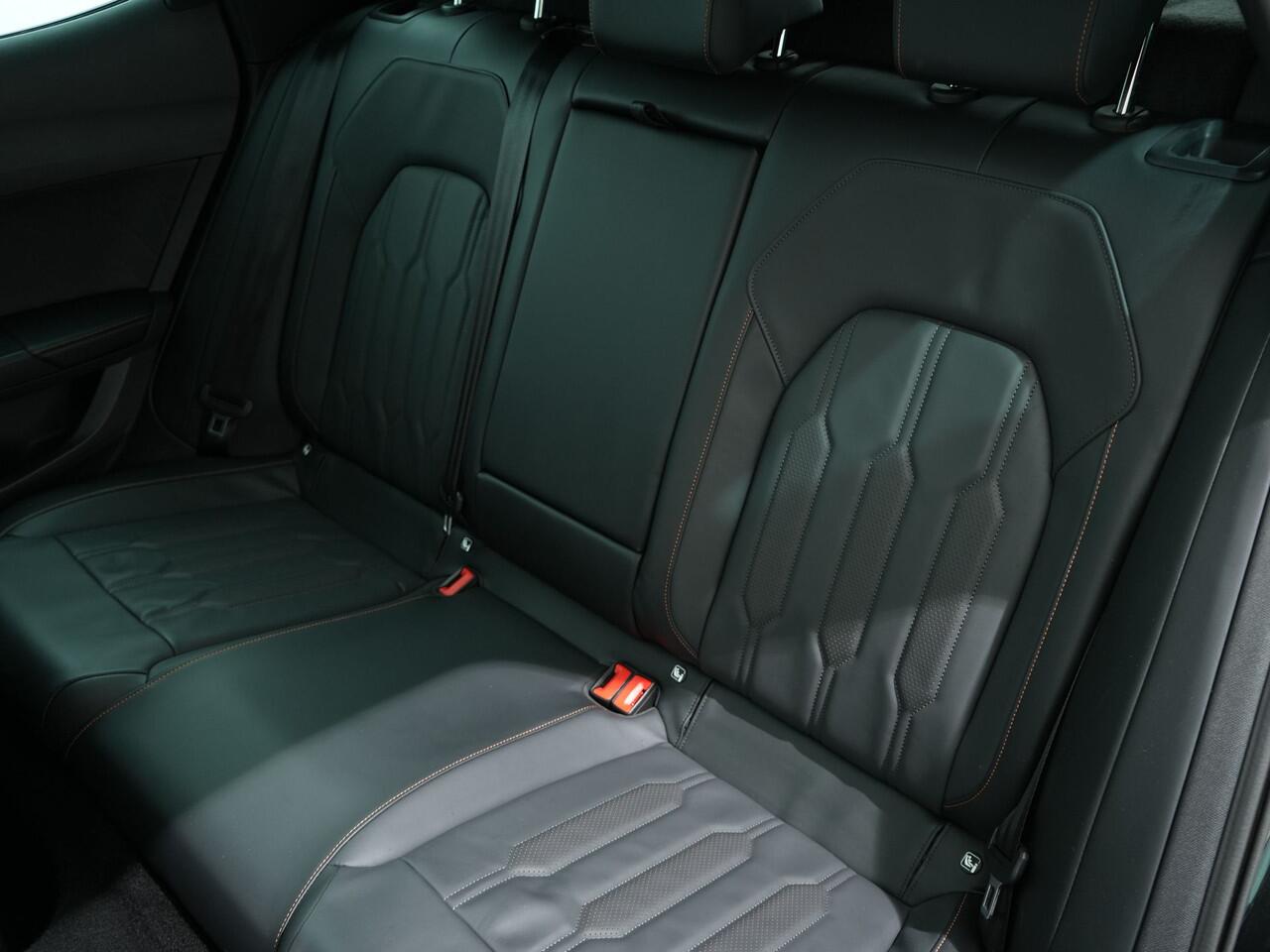 Cupra Formentor 1.4 e-Hybrid VZ 245PK Performance | Carplay | Camera | Leder