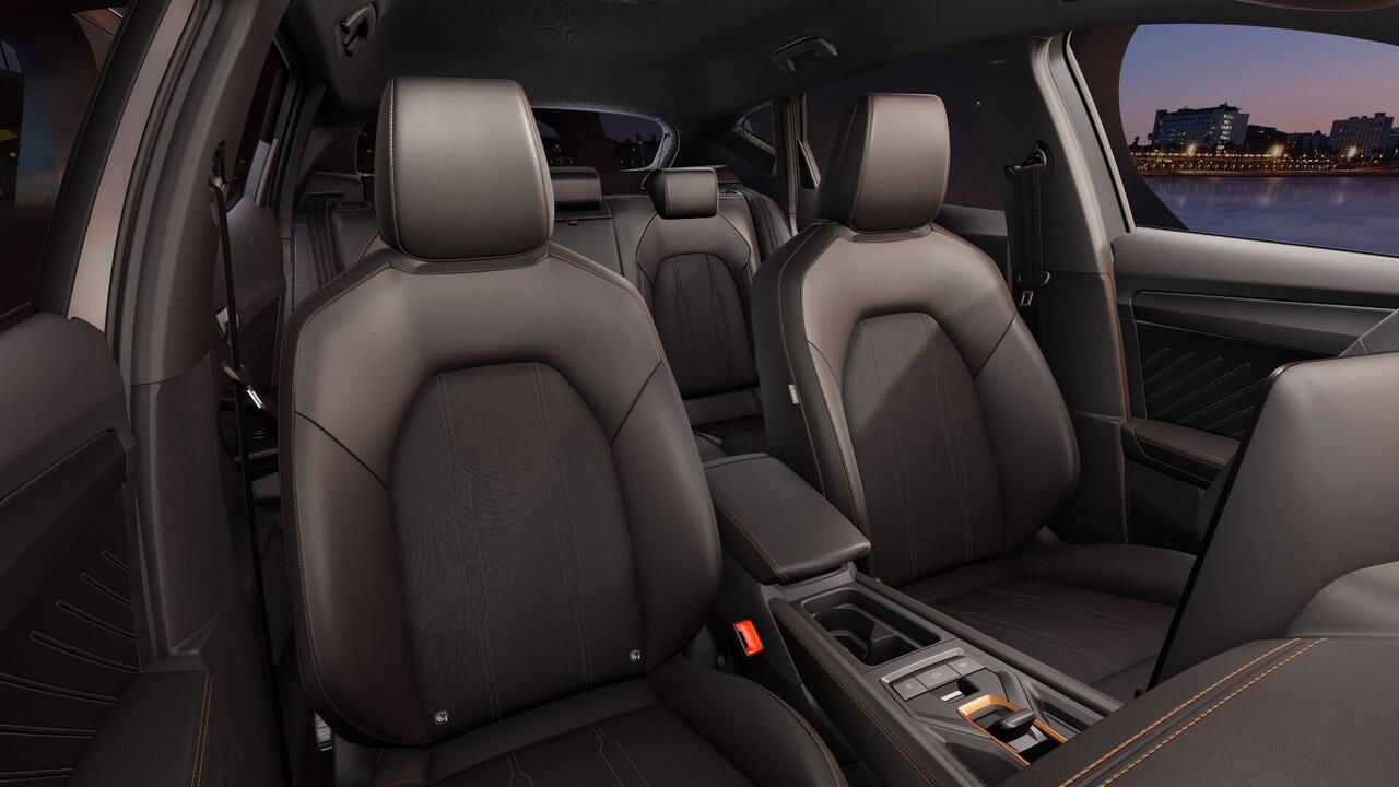 Cupra Formentor 1.5 TSI e-Hybrid 204 6DSG Business | Achteruitrijcamera | Digitaal instrumentenpaneel (Virtual Cockpit) | Draadloze Apple CarPlay(TM), Android Auto(TM)