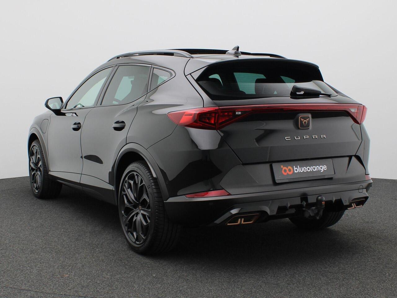 Cupra Formentor 1.4 e-Hybrid VZ Tribe Edition 245PK DSG Panoramadak, Elektrische memory stoel, Trekhaak, Beatsaudio, Stoel-stuurverwarming, Full LED, Adaptieve Cruise Control, 360gr. Camera, Side Assist, Keyless, 19" LM Velgen