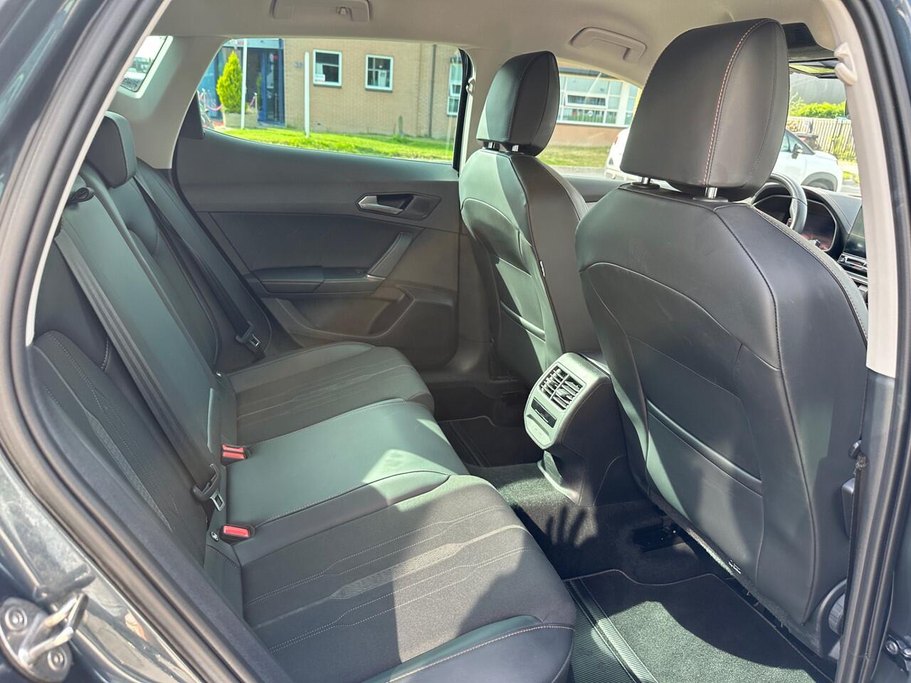 Cupra Formentor 1.4 e-Hybrid Performance VZ App connect | Camera