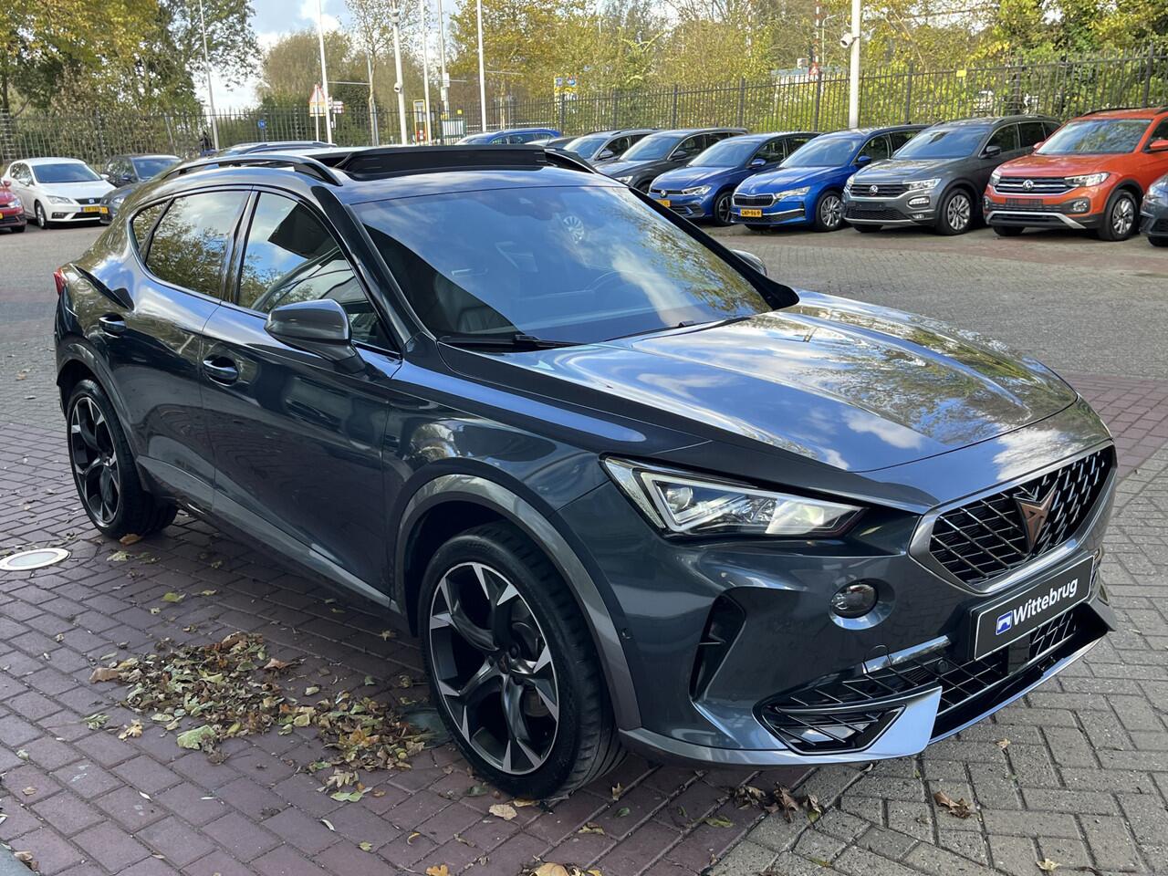 Cupra Formentor 1.4 e-Hybrid Black Edition / Panorama dak / Leder / Memory Seat / 19 Inch