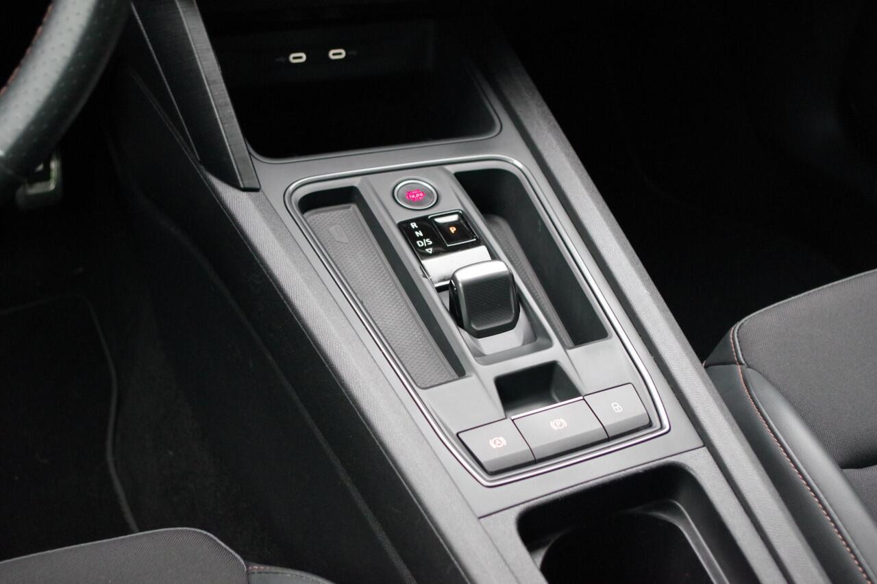 Cupra Formentor 1.4 e-Hybrid 245 PK VZ Performance PHEV, Camera, Kuipstoelen, Adap. Cruise Control