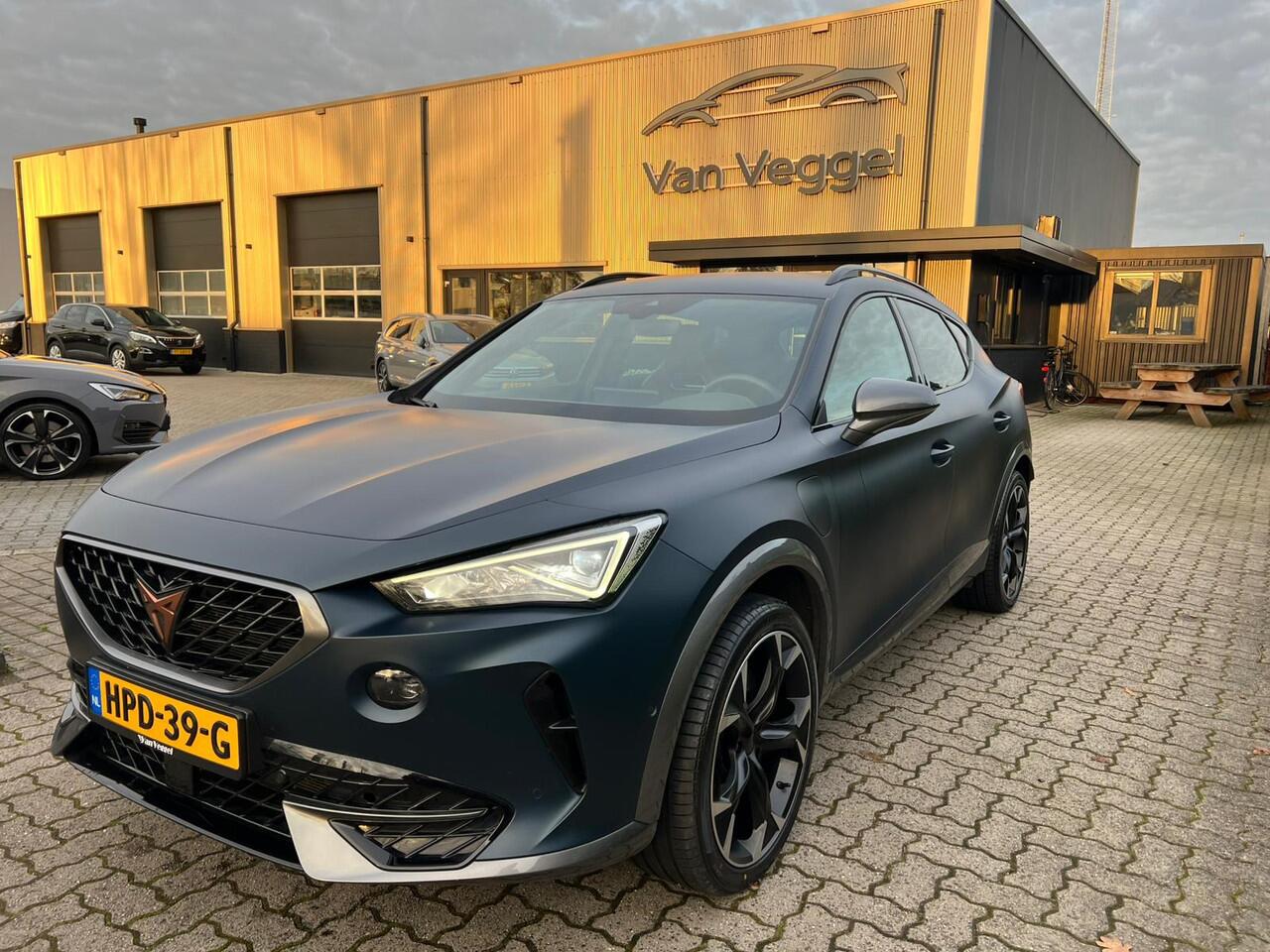 Cupra Formentor 1.4 e-Hybrid VZ Copper Edition 245 pk, virtual cockpit, 19 inch, cruise, navi