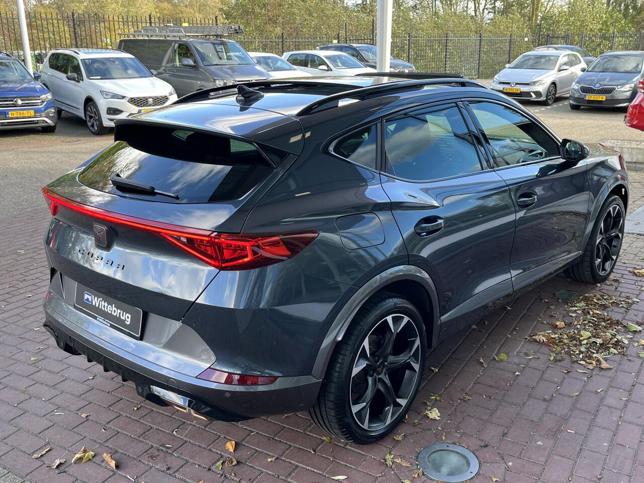 Cupra Formentor 1.4 e-Hybrid Black Edition / Panorama dak / Leder / Memory Seat / 19 Inch