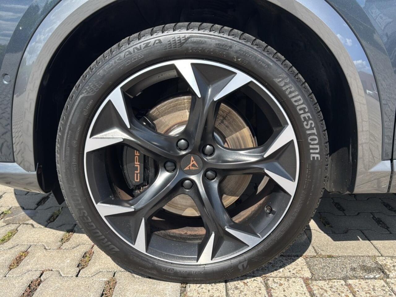 Cupra Formentor 1.4 TSI VZ PRIORITY NAVI/MEMORY/CAMERA/ACC/E-KLEP/ACC