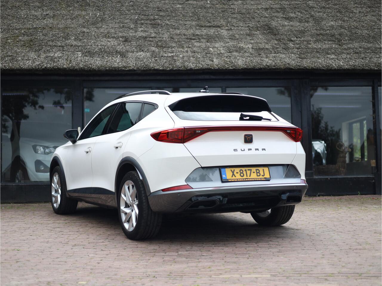 Cupra Formentor 1.4 TSI e-Hybrid Essential Stuurverwarming | Applecarplay |