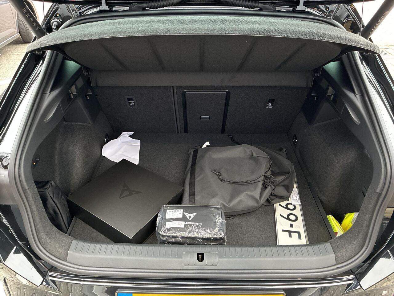 Cupra Formentor 1.5 TSI e-Hybrid VZ Performance 272PK l Sennheiser l Trekhaak wegklapbaar l 19" Hailstorm Copper