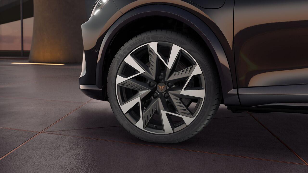 Cupra Formentor 1.5 TSI e-Hybrid 272 6DSG VZ Performance | Achteruitrijcamera | Digitaal instrumentenpaneel (Virtual Cockpit) | Draadloze Apple CarPlay(TM), Android Auto(TM)