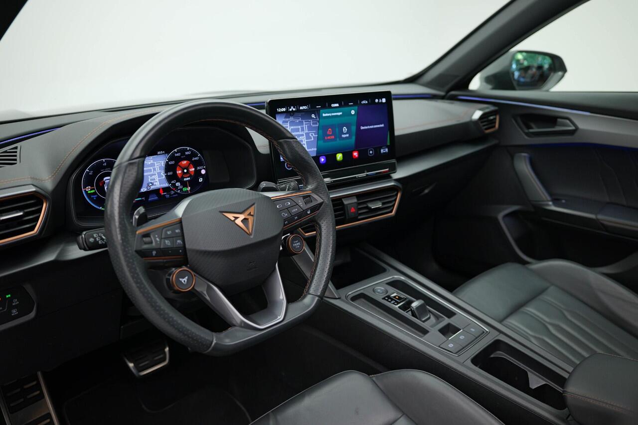 Cupra Formentor 1.4 e-Hybrid VZ Copper Edition |Pano|Buttons|360|Memory|Dodehoek|Ambient|