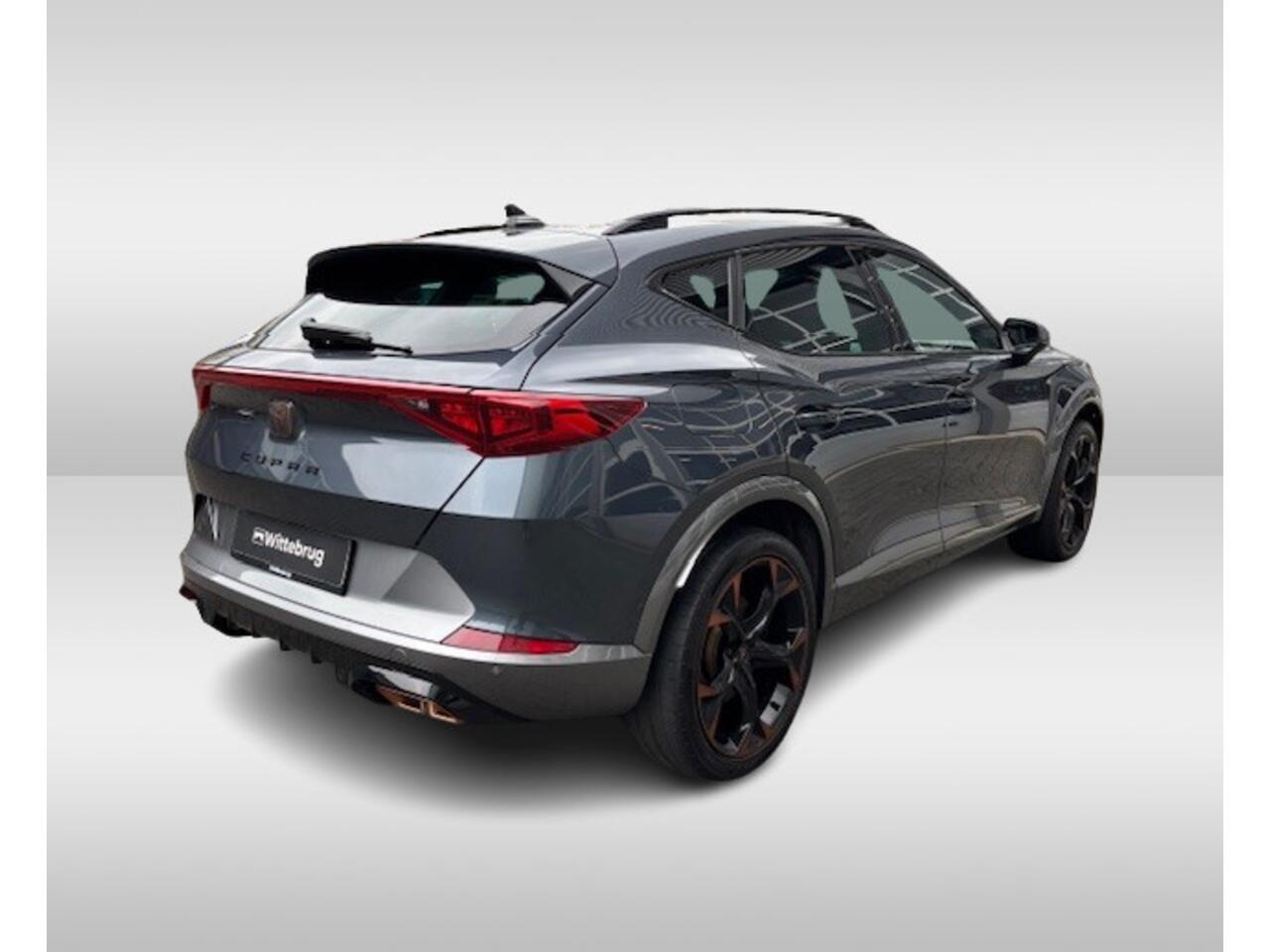 Cupra Formentor 1.4 e-Hybrid VZ Black Edition DSG Automaat Panoramadak / Lederen interieur / Memoryseat / 360 Camera / 19"LM Velgen