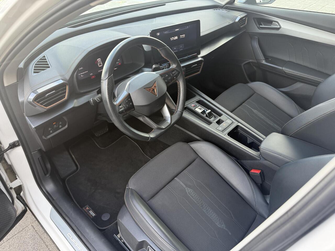 Cupra Formentor 1.4 e-Hybrid Carplay / 19 '' LMV / Virtual Cockpit / LED