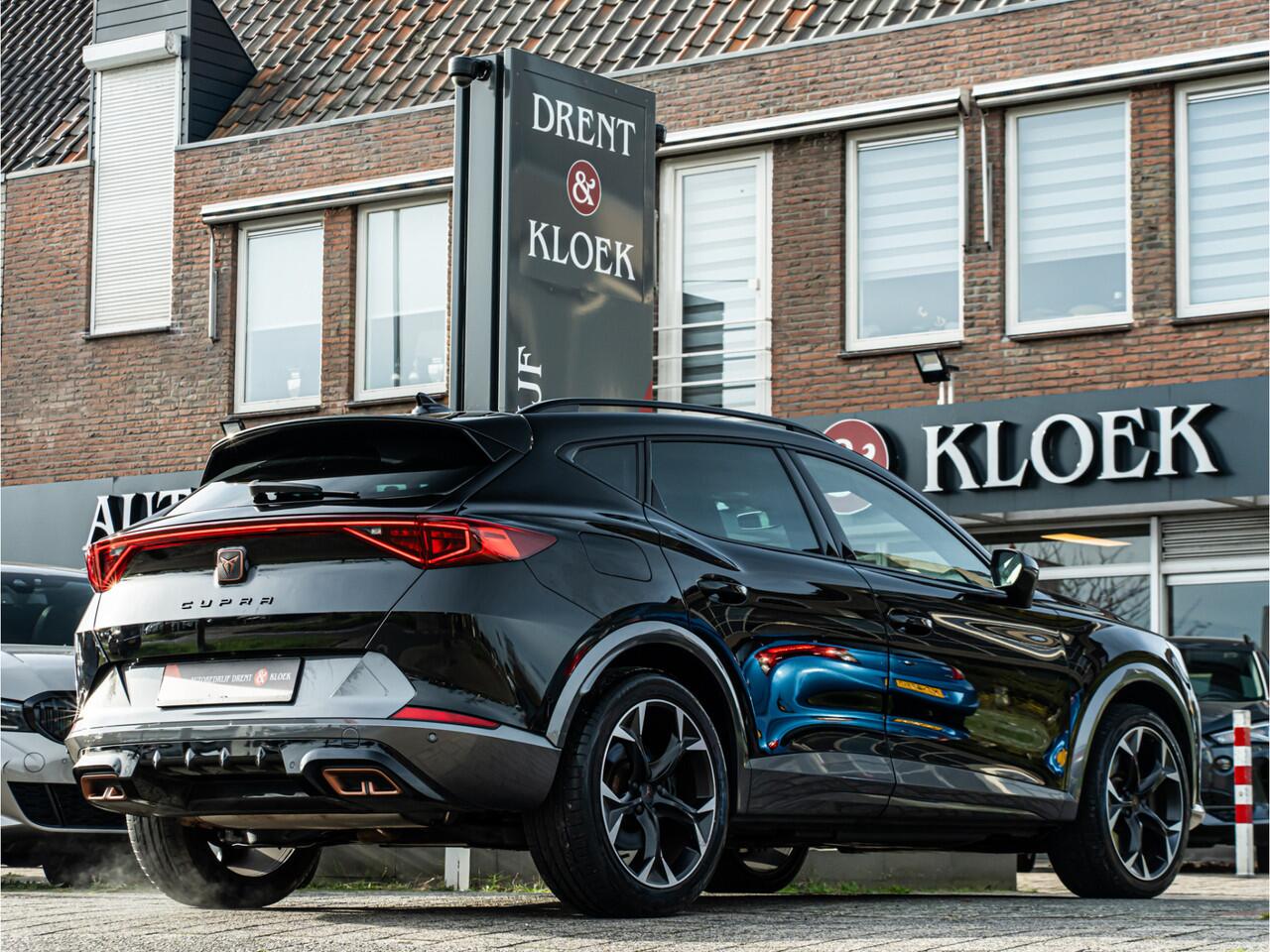 Cupra Formentor 1.4 e-Hybrid VZ Performance SPORTSTUUR ELEK VOL LEDER SCHAALSTOELEN CAMERA 19 INCH BLACK OPTIC